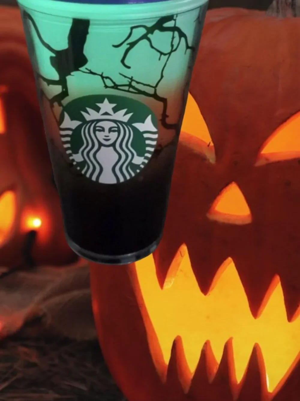 Starbucks Halloween 2022 Glow In The Dark 16 oz Cup Raven's Perch NO STRAW